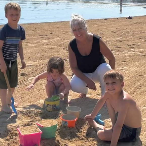 Meet your Posher, Janus - Picture 1 of 3